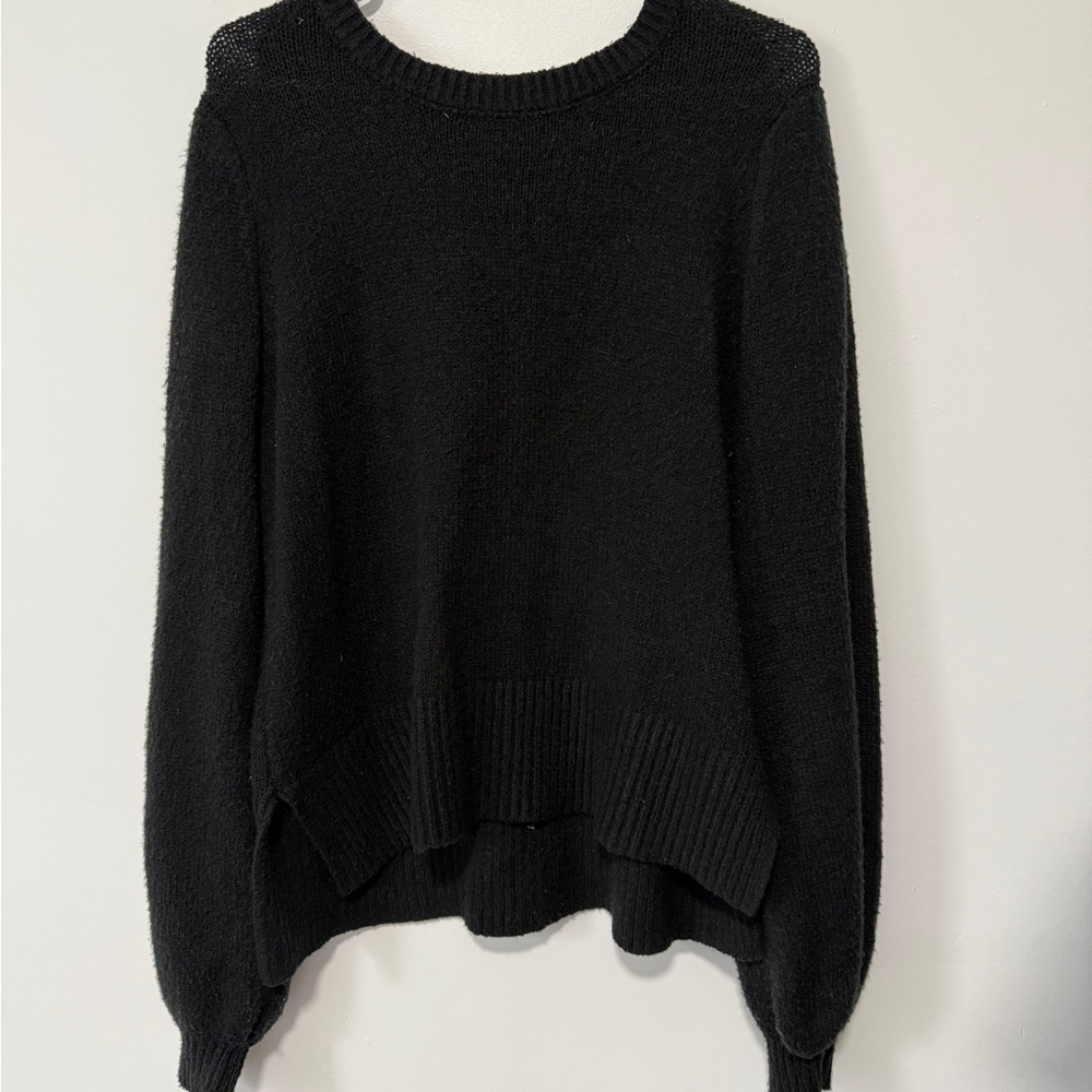 Alya Black Crew Neck Sweater Women’s Size L‎